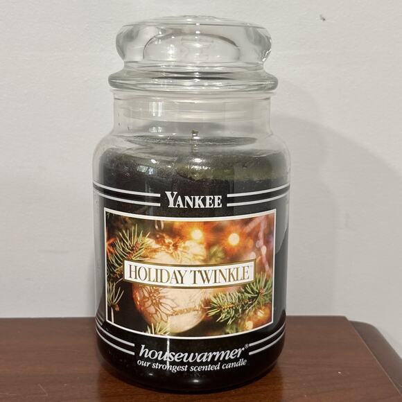Yankee Candle Holiday Twinkle Housewarmer 22 oz Black Band New Rare HTF Retired - Picture 1 of 7